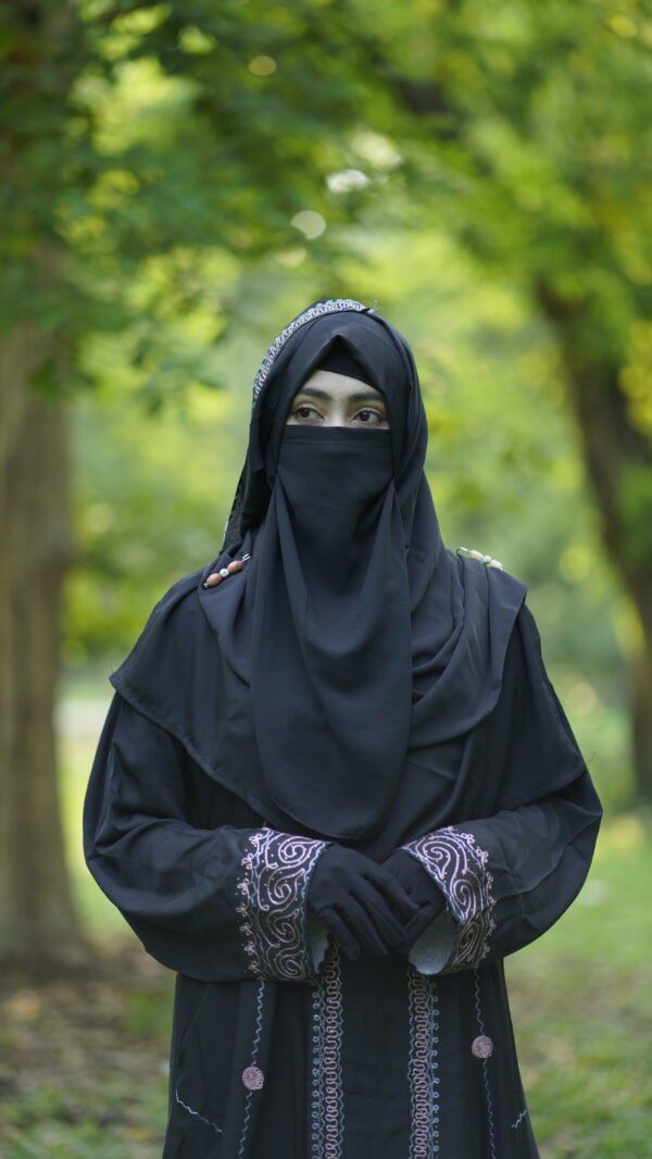 কালো (আল নূর আবায়া) - Image 5